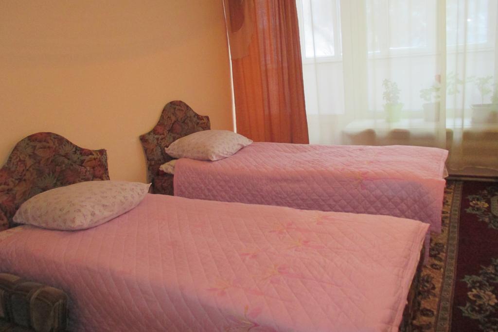 Otel Issyk-Kul-Karakol Zimmer foto